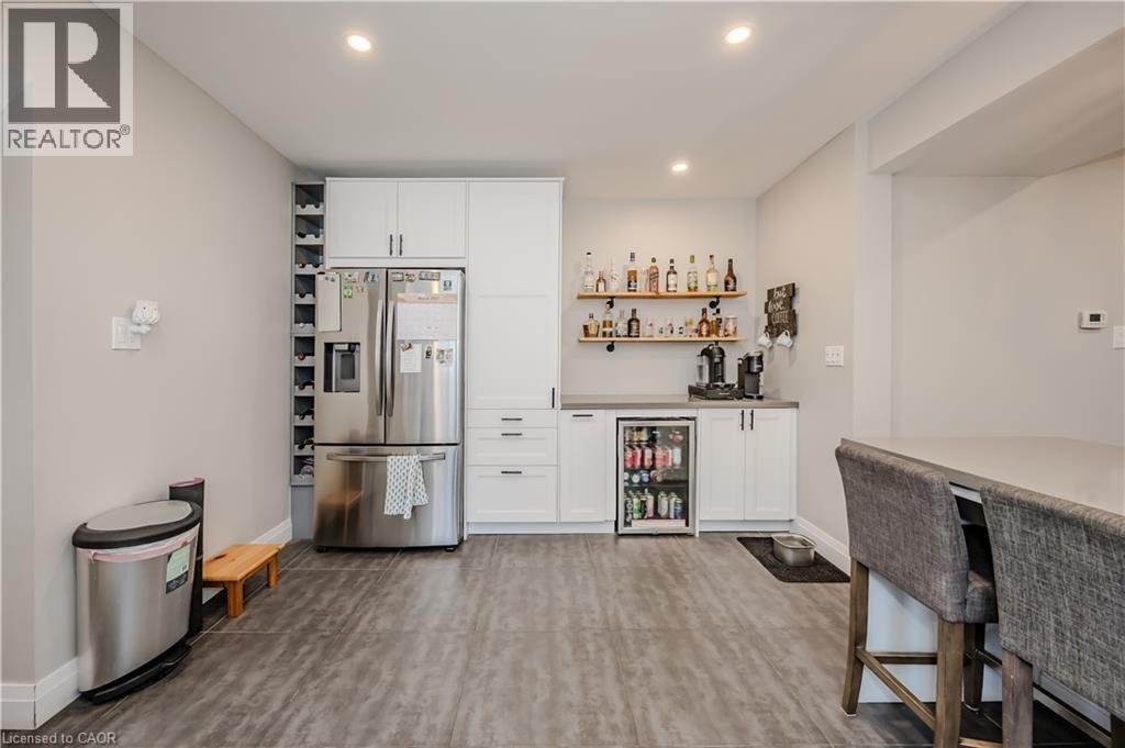 Photo 10 of 126 Poplar Avenue, Acton ON