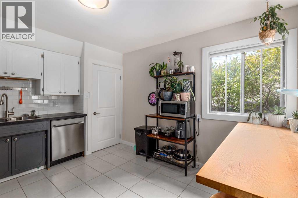 Photo 7 of 206 208 43 Avenue Sw, Calgary AB