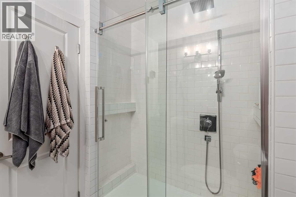 Photo 9 of 206 208 43 Avenue Sw, Calgary AB