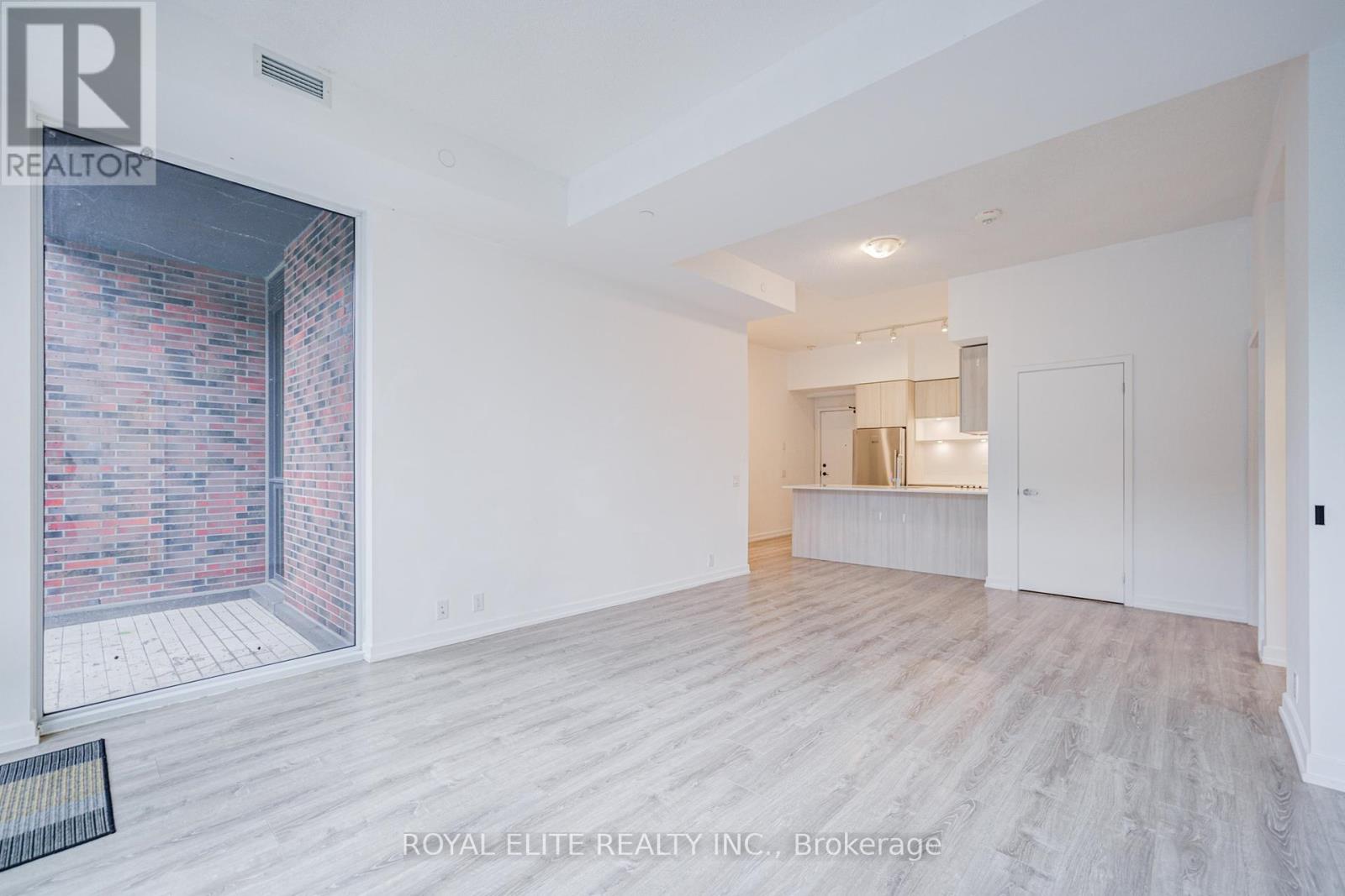 Photo 17 of 101 20 Tubman Avenue, Toronto ON