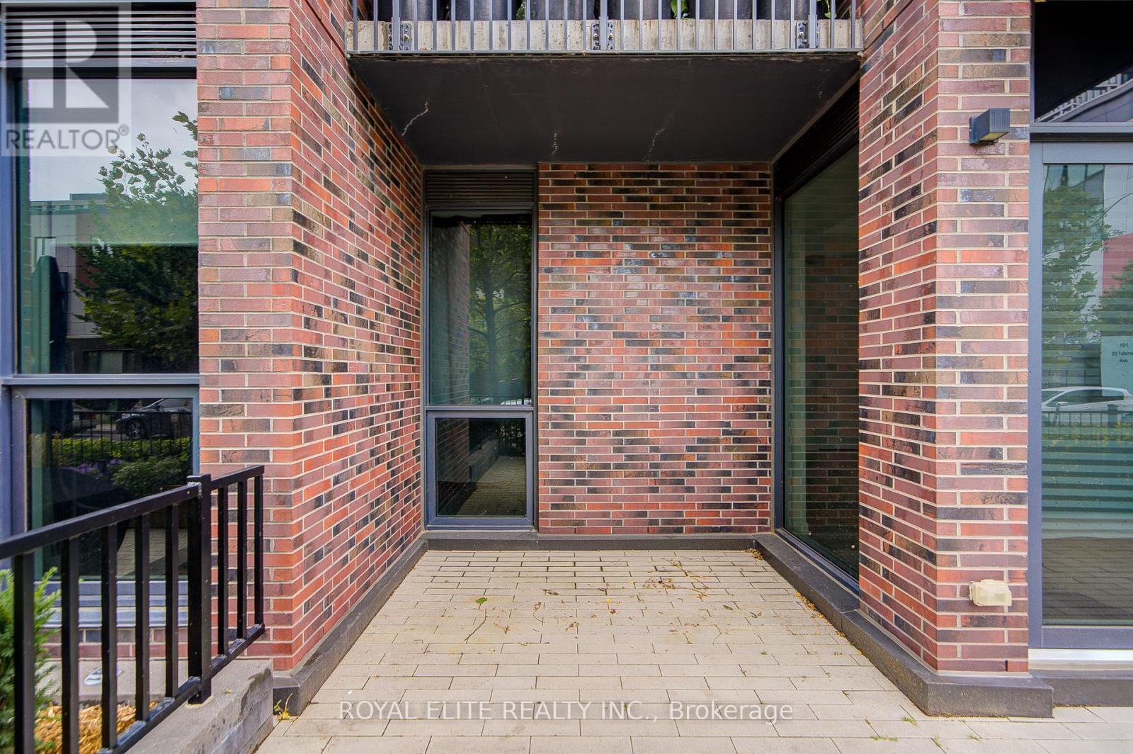 Photo 40 of 101 20 Tubman Avenue, Toronto ON