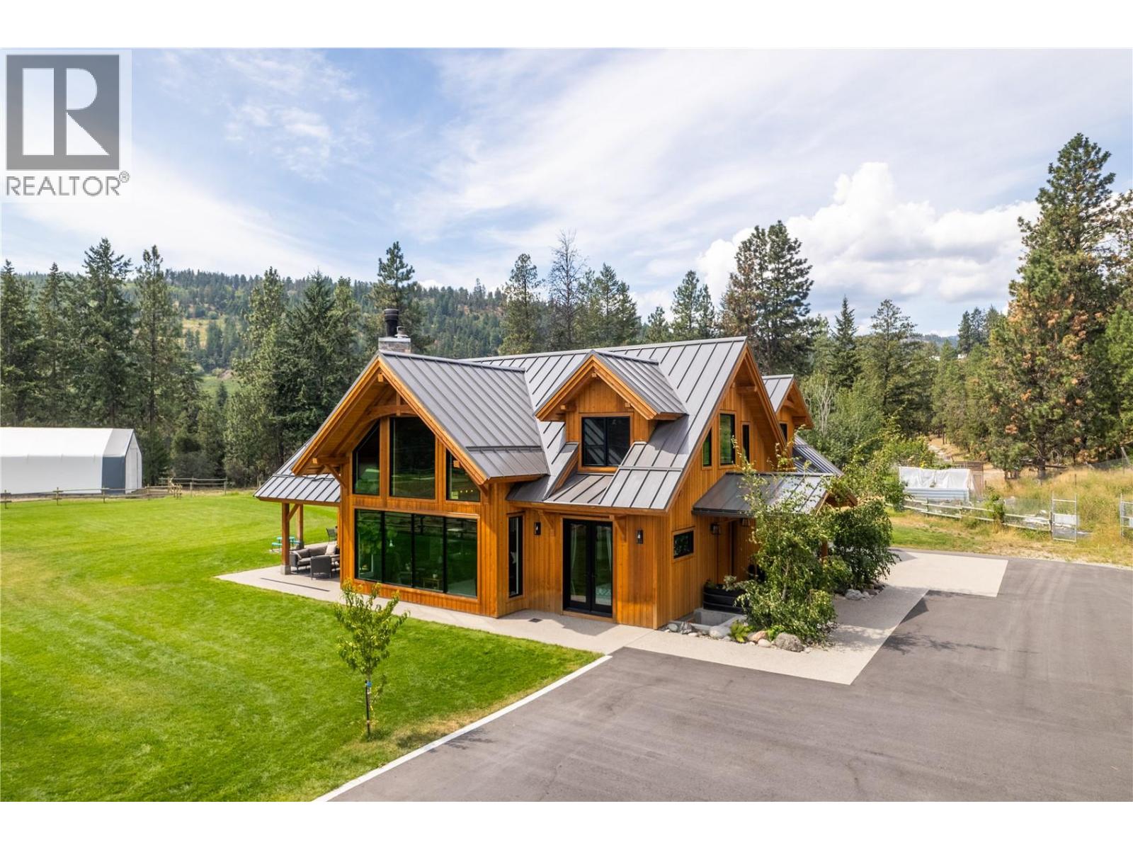 6400 Keyes Avenue, Peachland