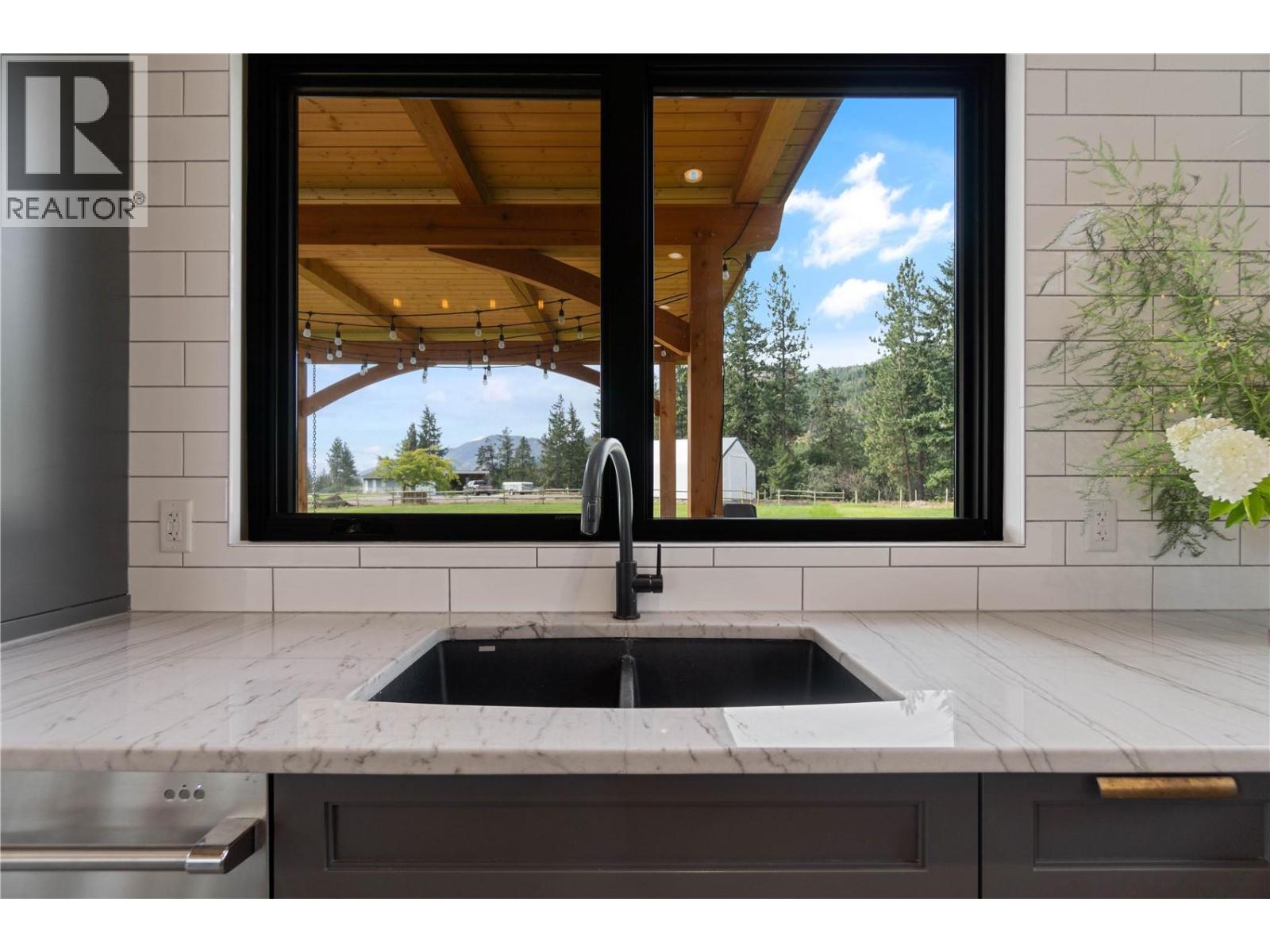 6400 Keyes Avenue, Peachland
