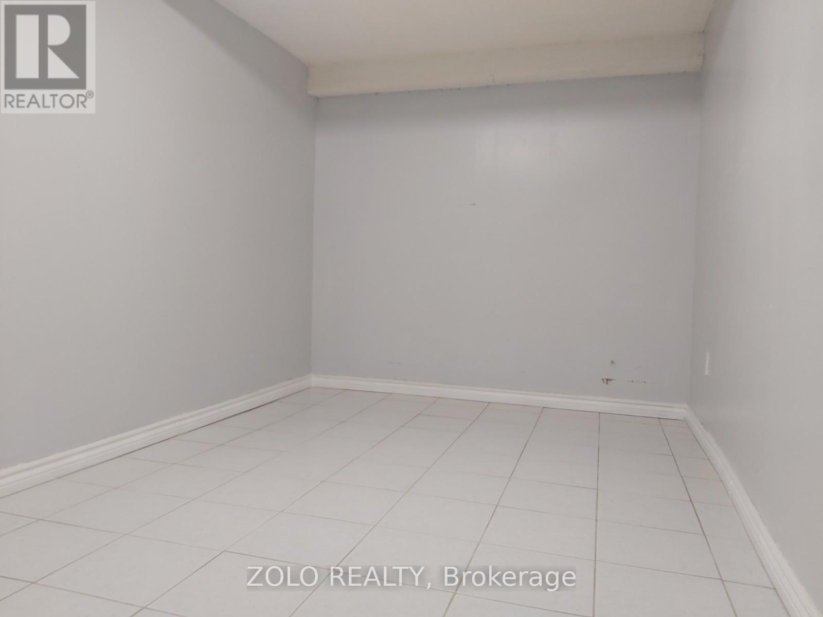 Photo 7 of Basement 12 Glenstroke Drive, Toronto ON