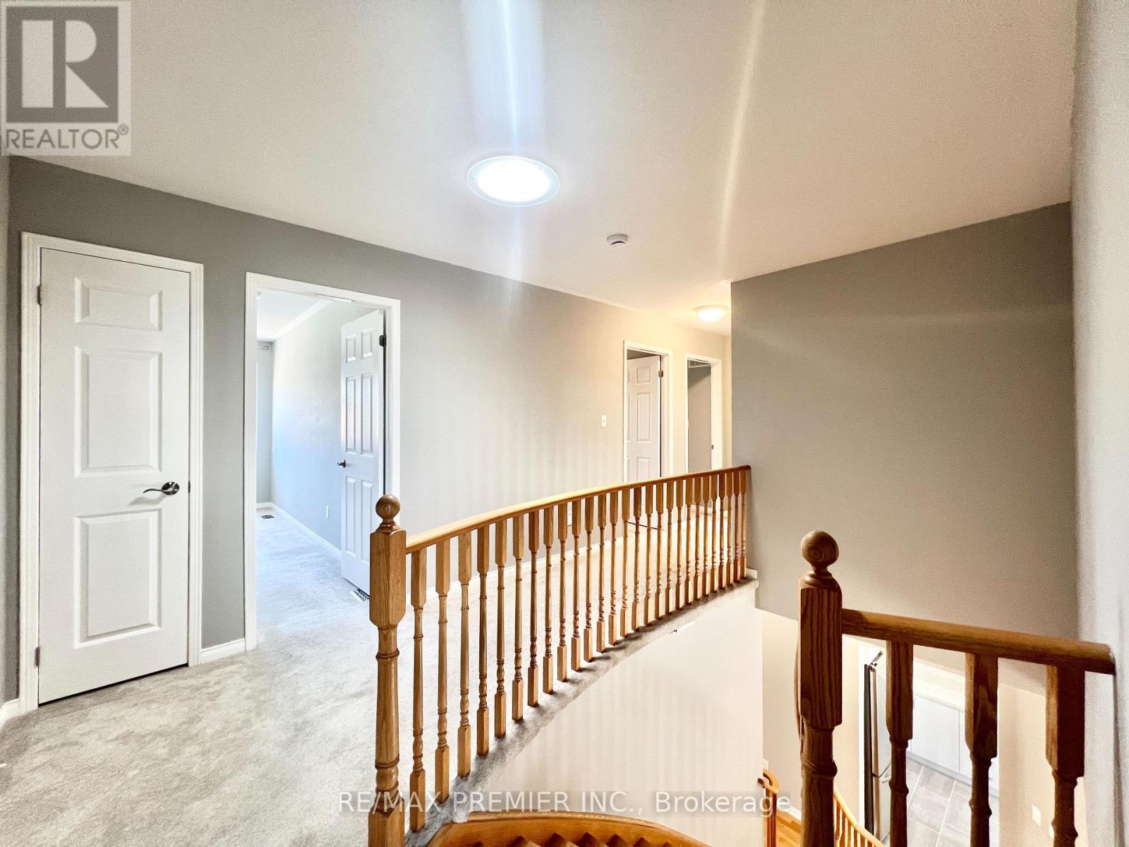 Photo 25 of 155 Penndutch Circle, Whitchurchstouffville ON