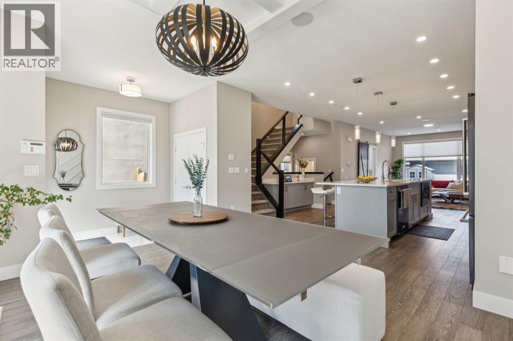 Photo 8 of 426 24 Avenue Ne, Calgary AB