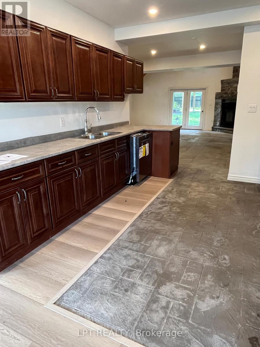 Photo 12 of 311 Thomas Street, Deseronto ON