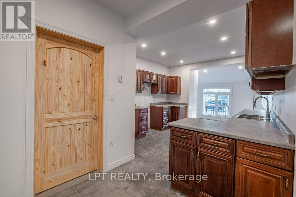 Photo 14 of 311 Thomas Street, Deseronto ON