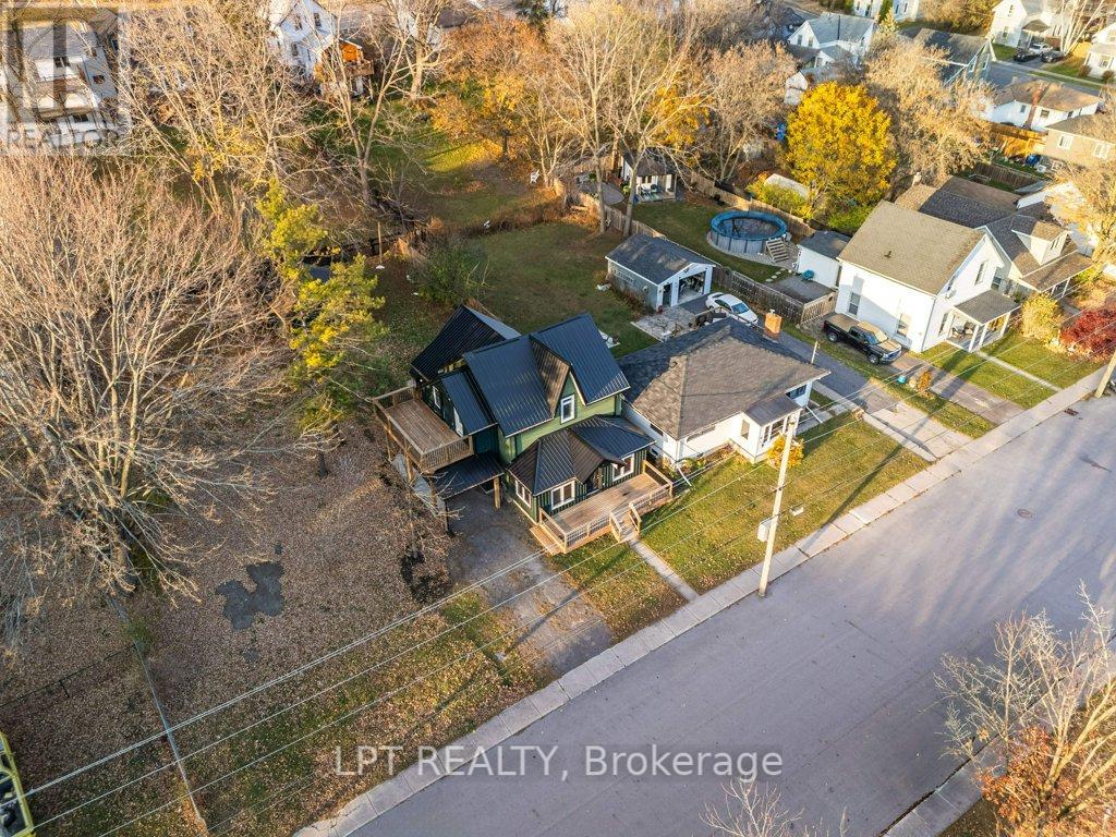 Photo 36 of 311 Thomas Street, Deseronto ON