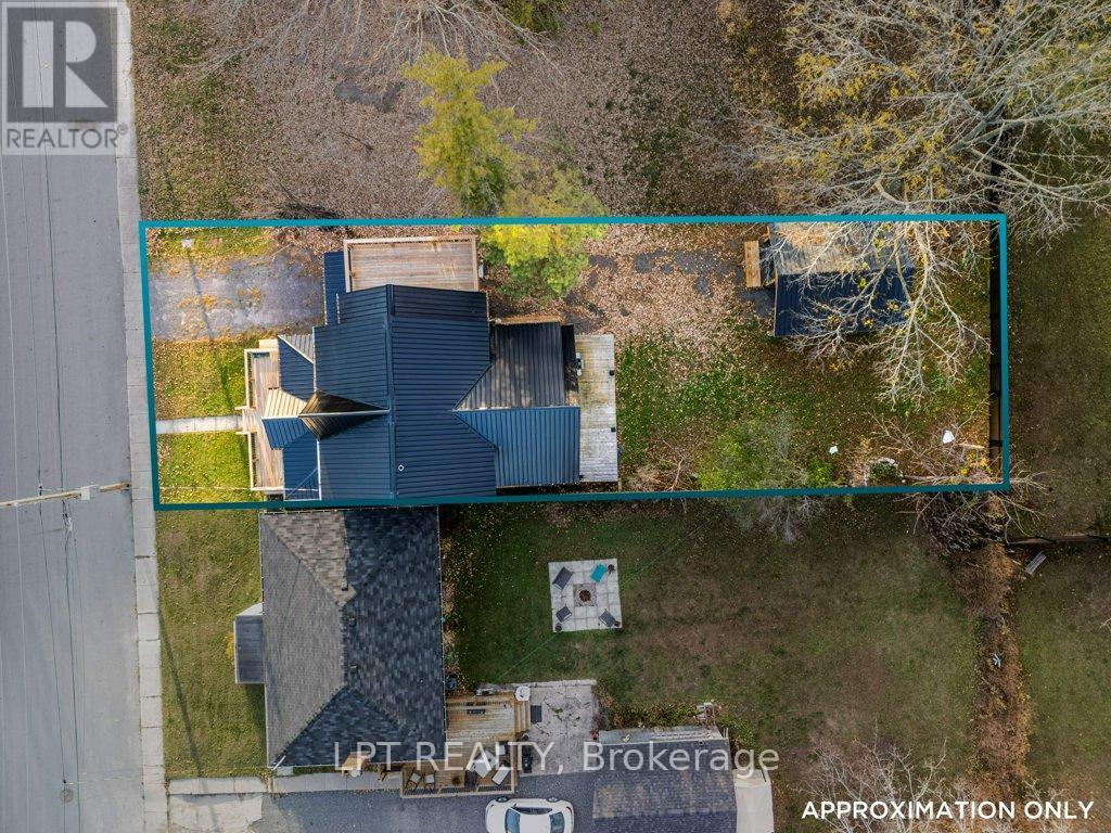 Photo 34 of 311 Thomas Street, Deseronto ON