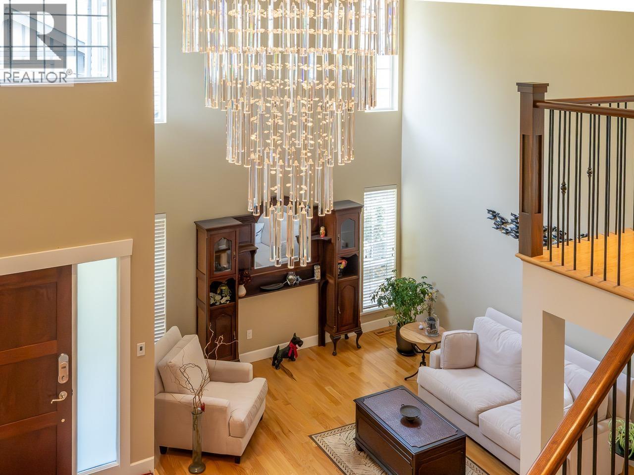 Photo 5 of 1740 Ioco Road, Port Moody BC