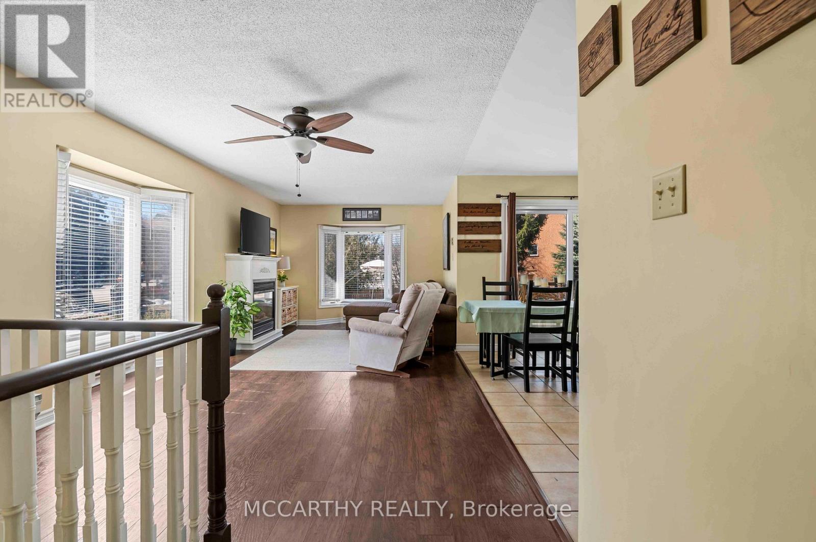 Photo 13 of 300 Shelburne Place, Shelburne ON