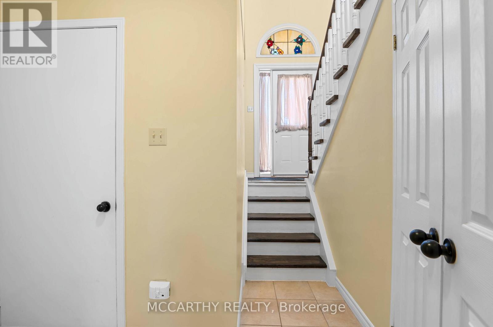 Photo 18 of 300 Shelburne Place, Shelburne ON