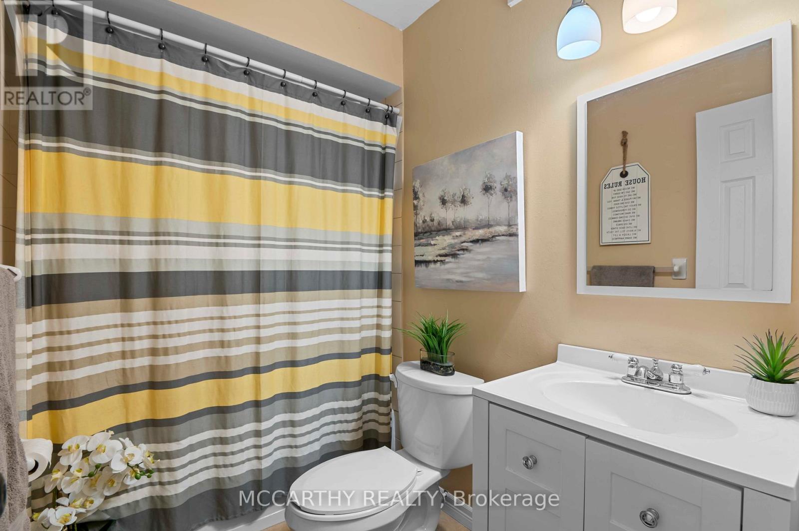 Photo 23 of 300 Shelburne Place, Shelburne ON