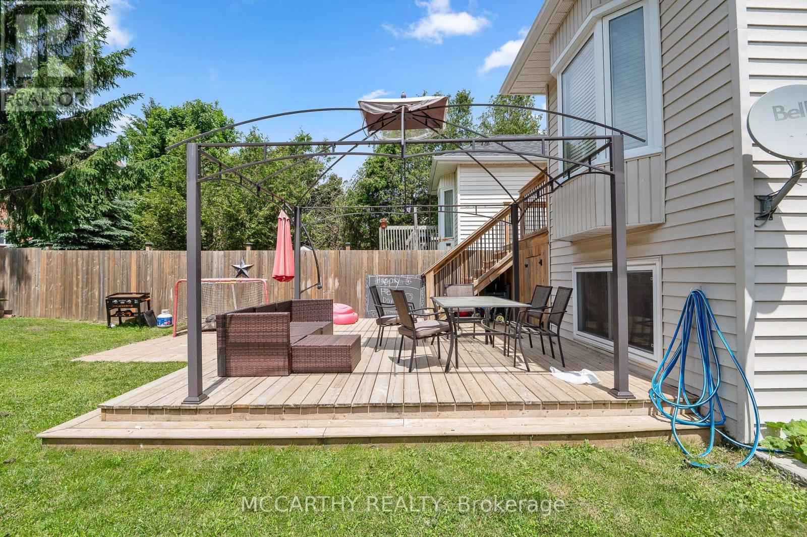 Photo 26 of 300 Shelburne Place, Shelburne ON