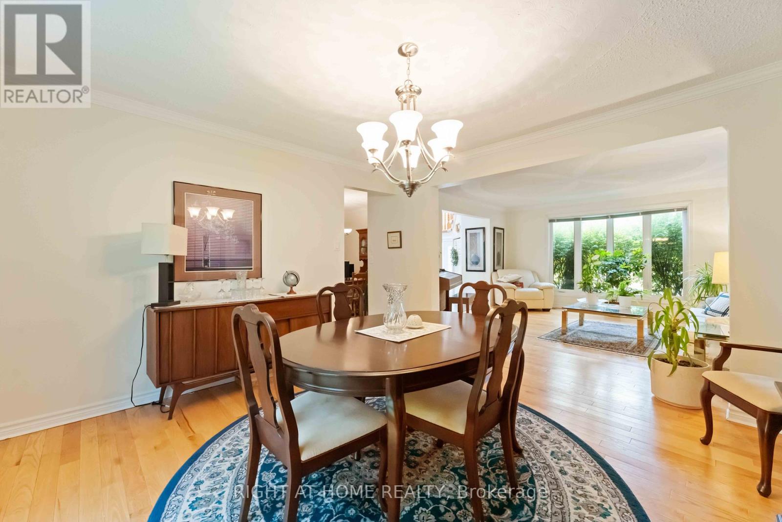Photo 11 of 730 Canary Street, Ottawa ON