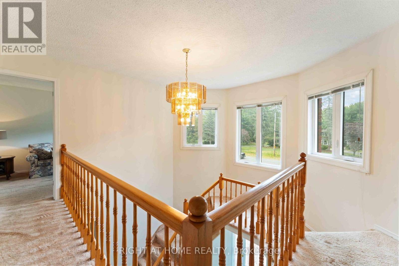 Photo 19 of 730 Canary Street, Ottawa ON