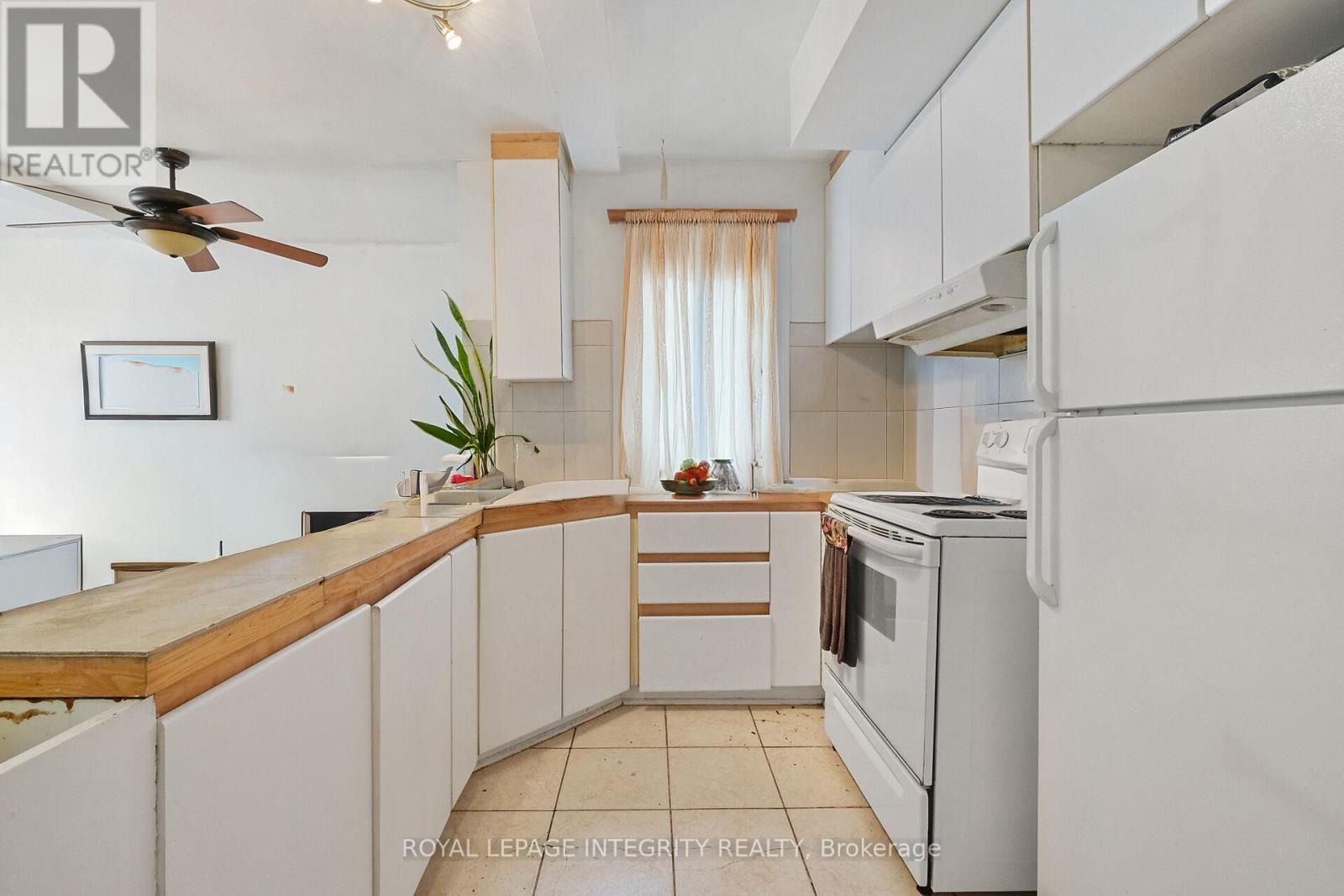 Photo 40 of 6 202 Rochester Street, Ottawa ON