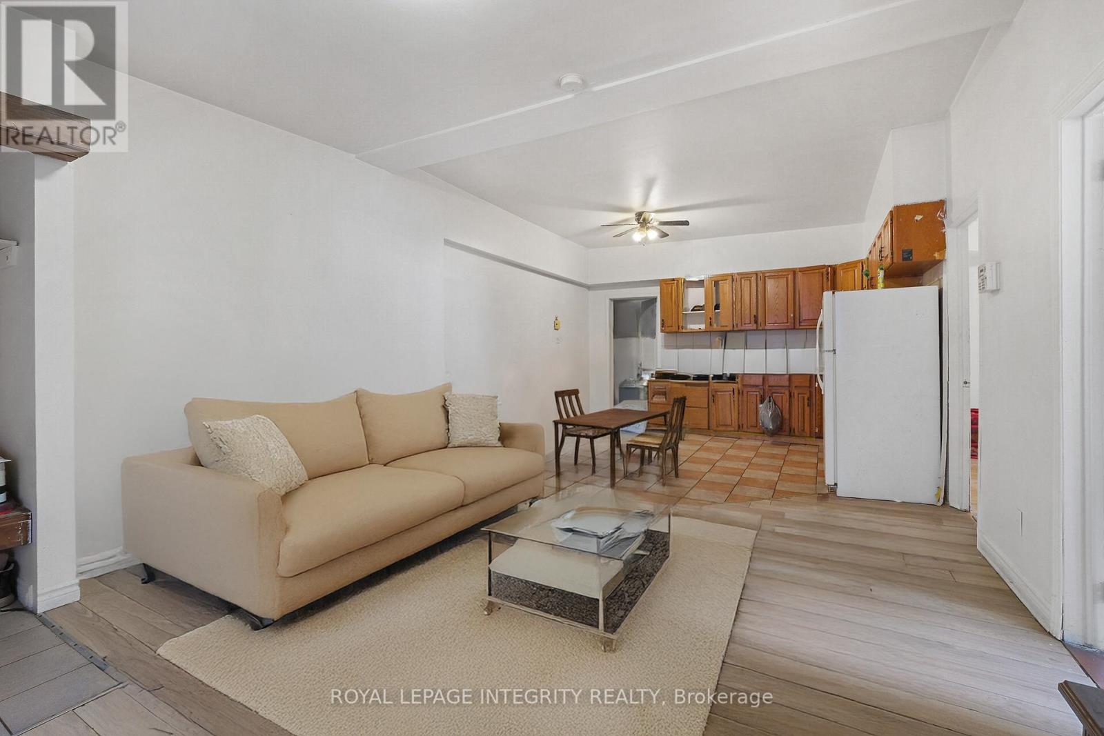 Photo 41 of 6 202 Rochester Street, Ottawa ON