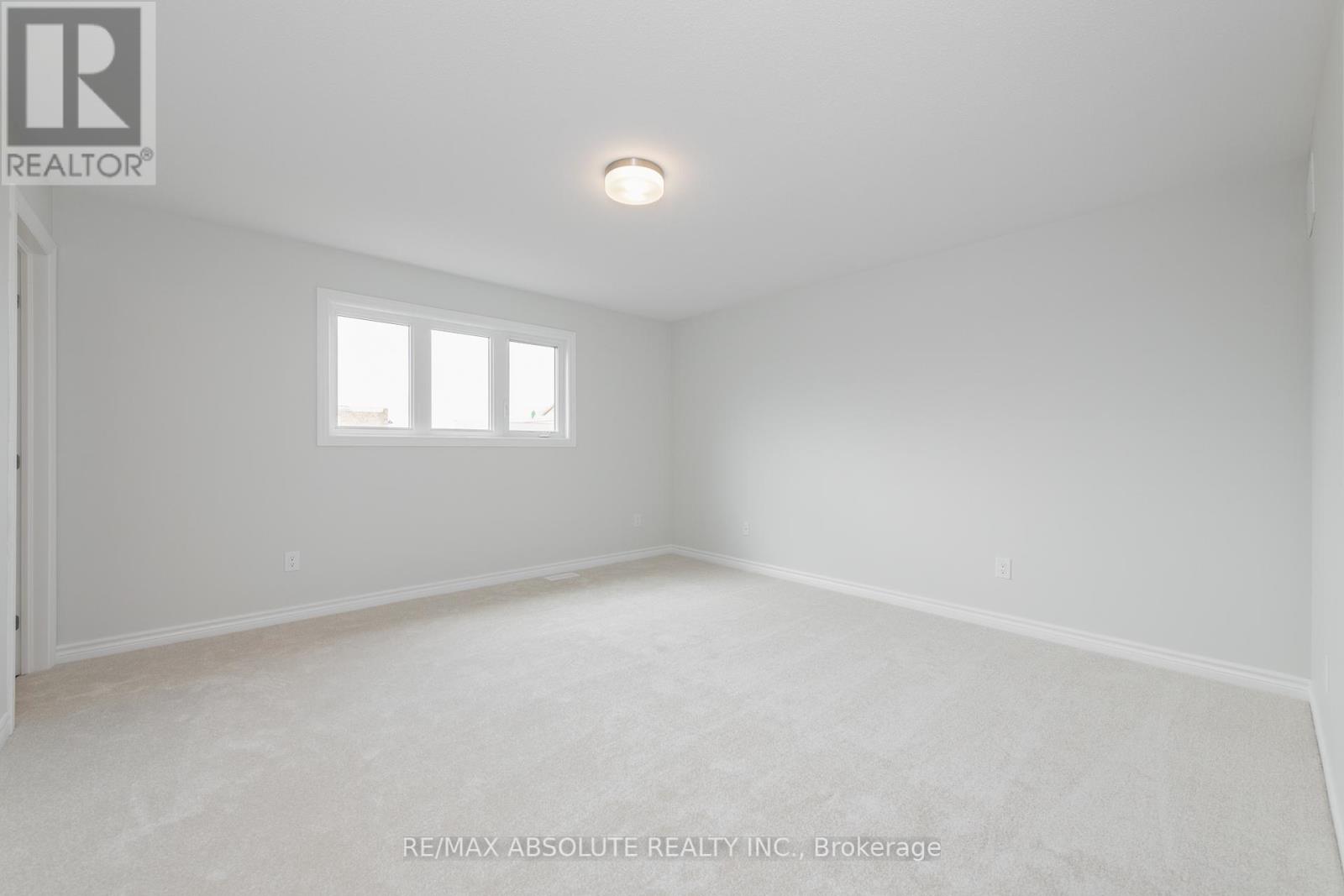 Photo 14 of 104 Mesa Drive, Ottawa ON