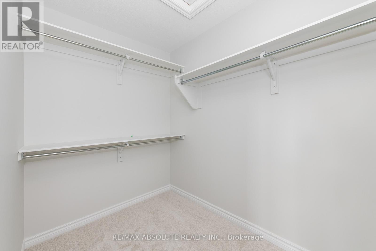 Photo 20 of 104 Mesa Drive, Ottawa ON