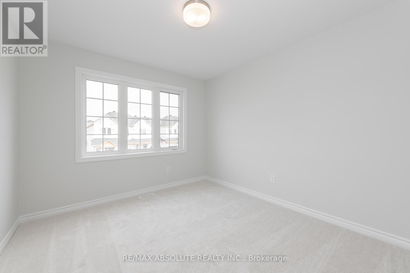 Photo 21 of 104 Mesa Drive, Ottawa ON