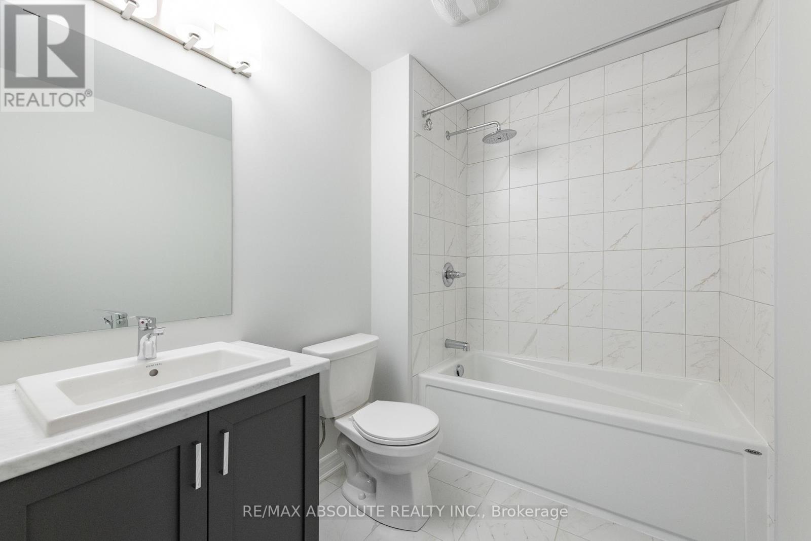 Photo 23 of 104 Mesa Drive, Ottawa ON