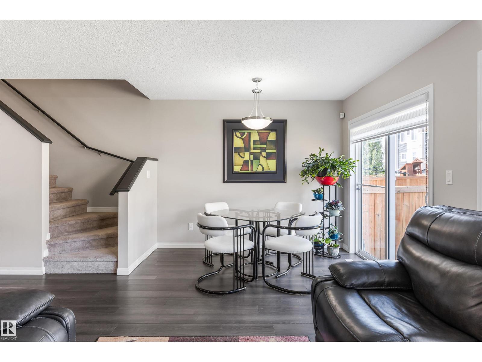 Photo 16 of 771 Eagleson Cr Nw, Edmonton AB