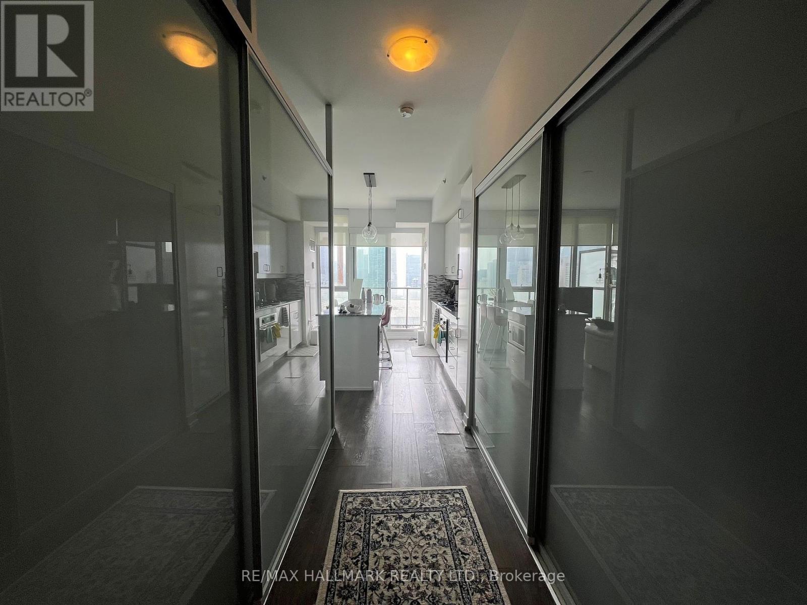 Photo 10 of 3705 426 University Avenue, Toronto ON