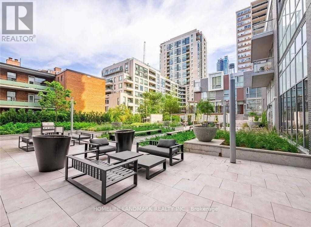 Photo 12 of 805 101 Erskine Avenue, Toronto ON