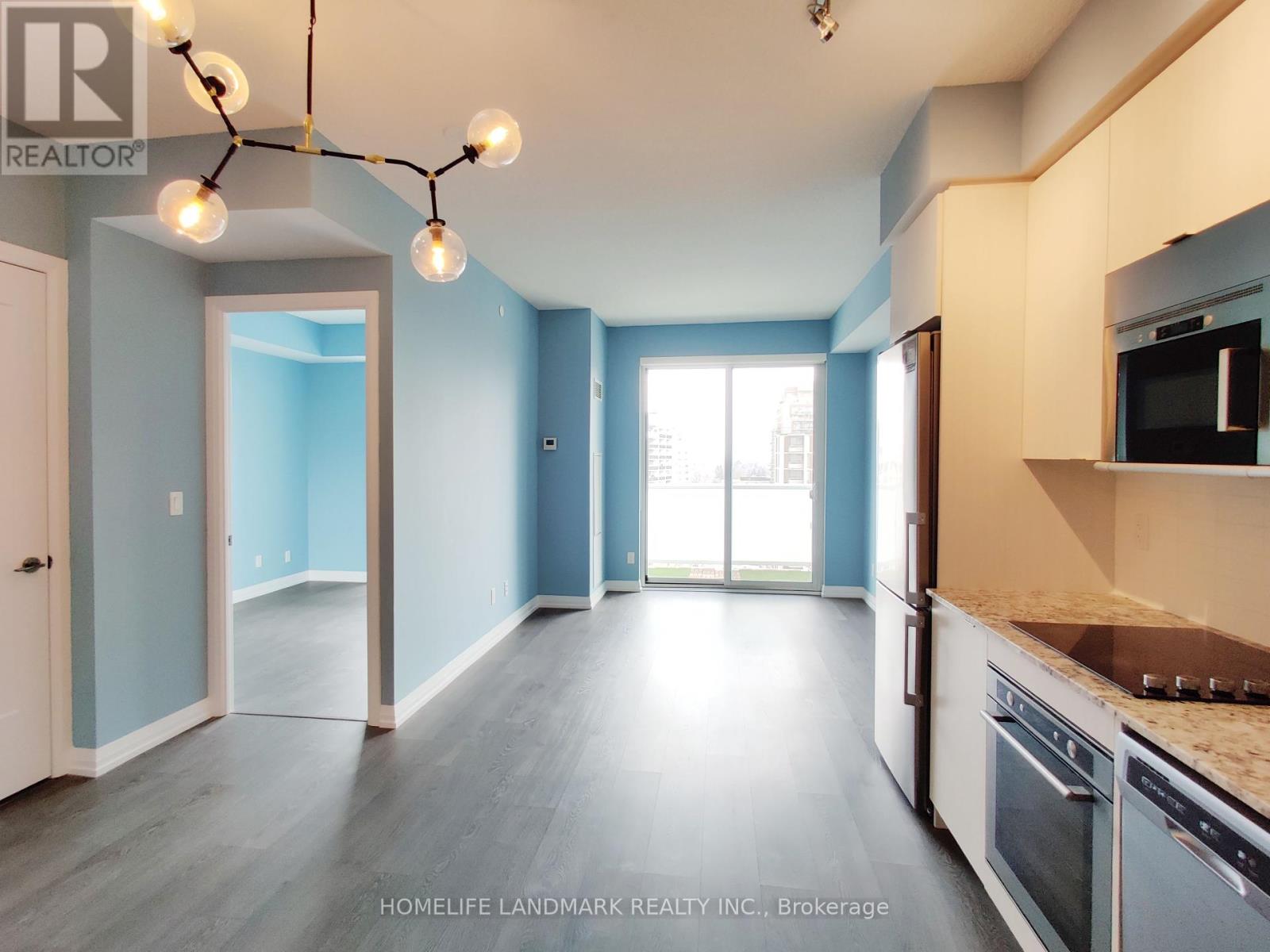 Photo 6 of 805 101 Erskine Avenue, Toronto ON