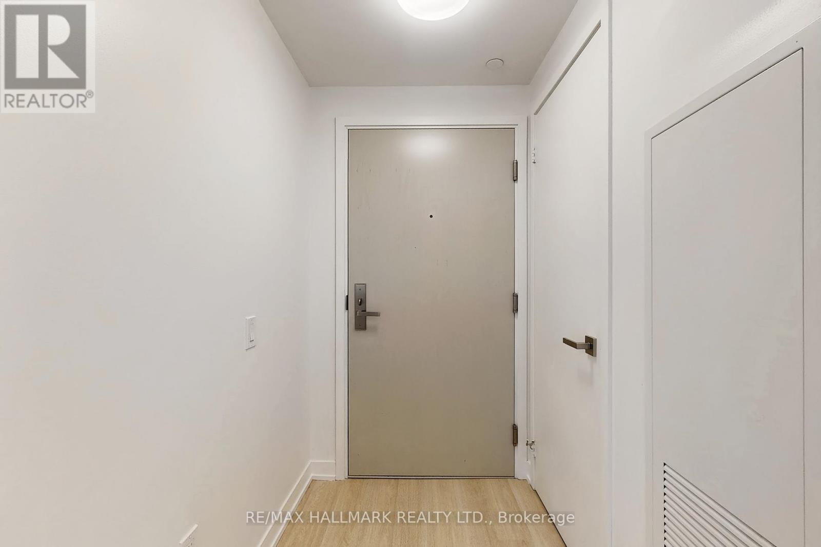 Photo 20 of 424 500 Wilson Avenue, Toronto ON