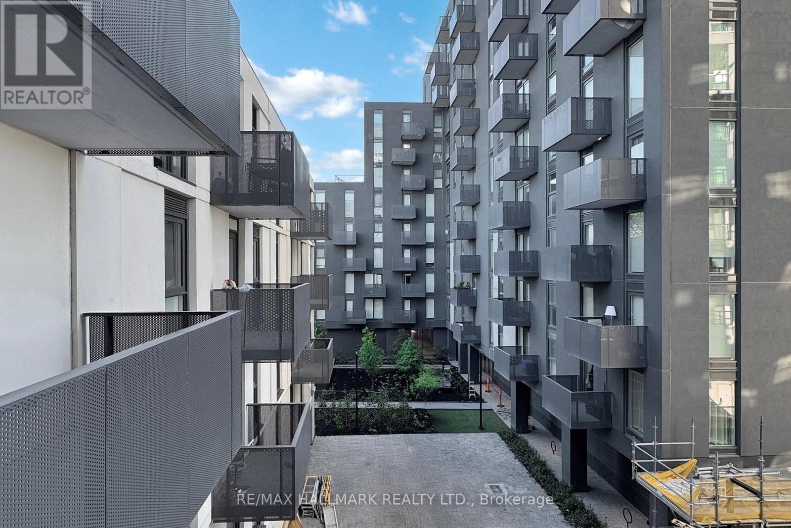 Photo 24 of 424 500 Wilson Avenue, Toronto ON