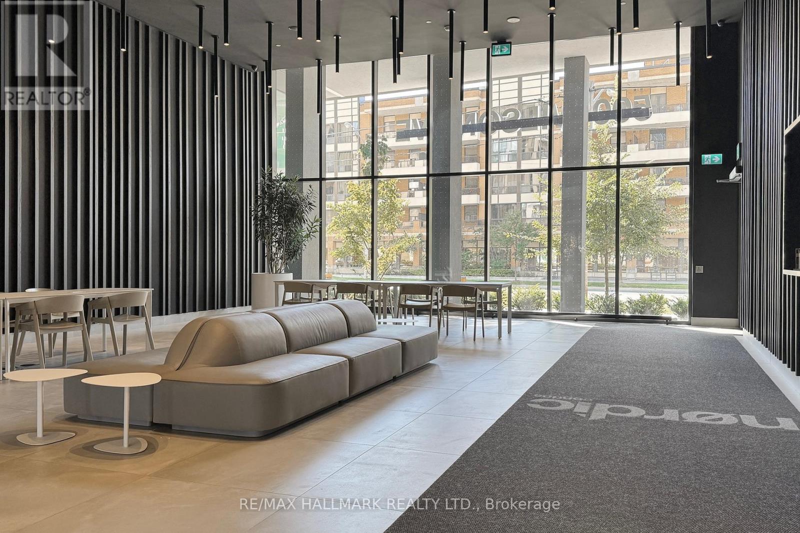 Photo 4 of 424 500 Wilson Avenue, Toronto ON