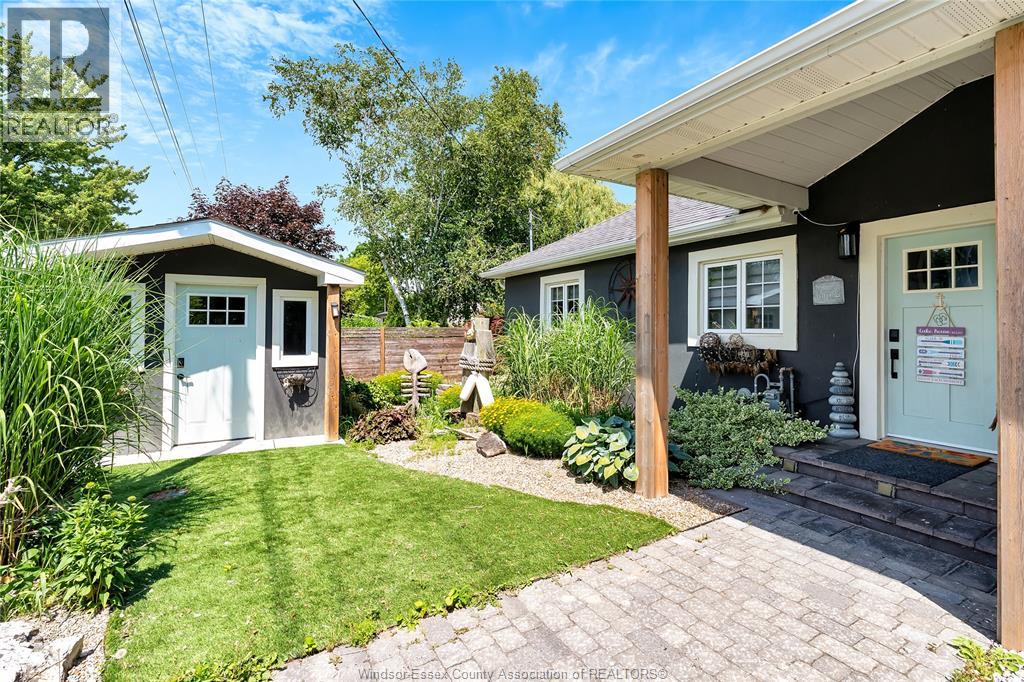 Photo 2 of 72 Pulley Road, Leamington ON