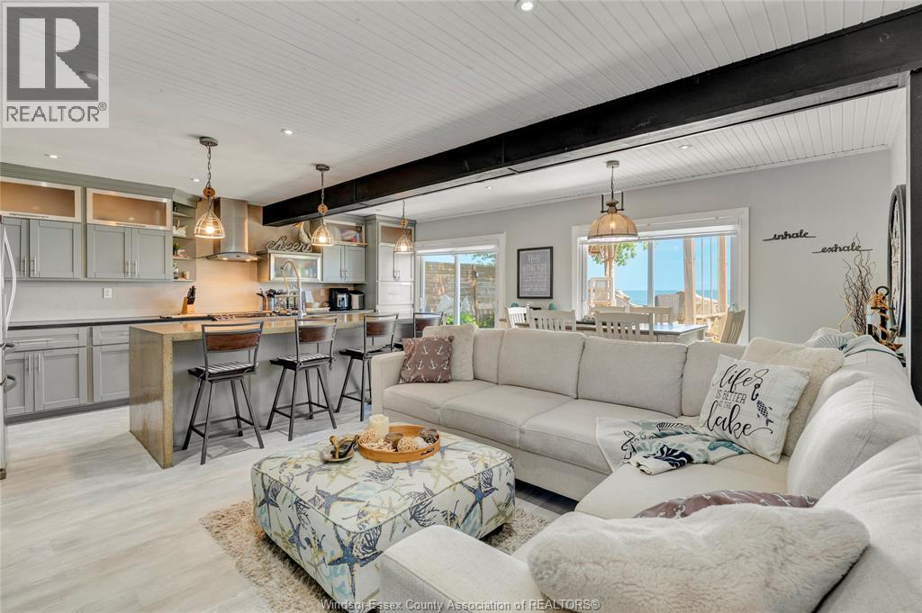 Photo 5 of 72 Pulley Road, Leamington ON