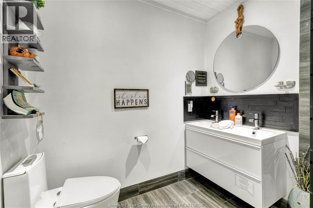 Photo 26 of 72 Pulley Road, Leamington ON