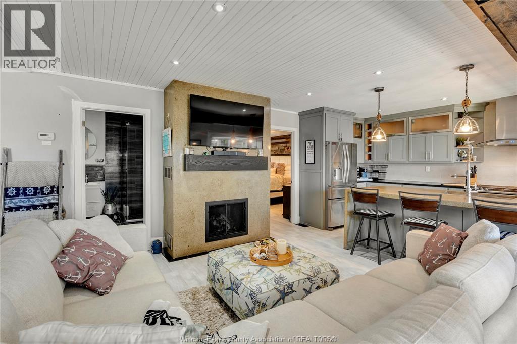 Photo 8 of 72 Pulley Road, Leamington ON