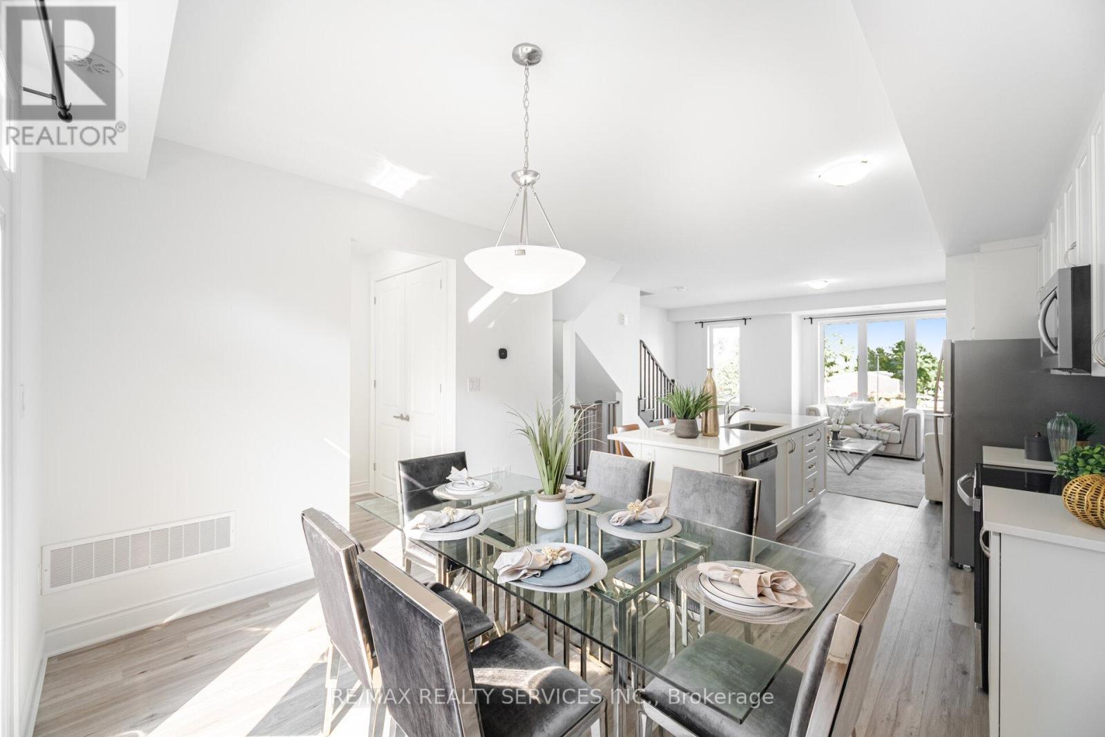 Photo 21 of 5184 Viola Desmond Drive, Mississauga ON