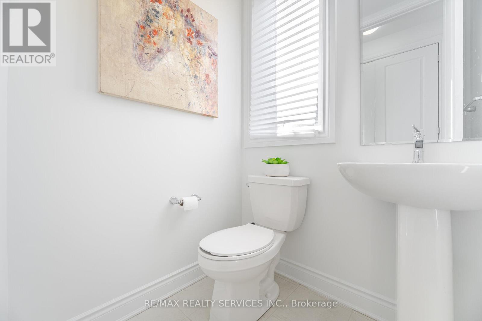 Photo 26 of 5184 Viola Desmond Drive, Mississauga ON