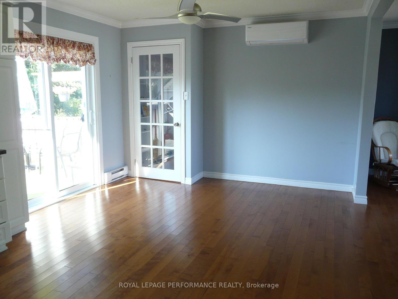 Photo 6 of 1225 Campeau Crescent, Clarencerockland ON