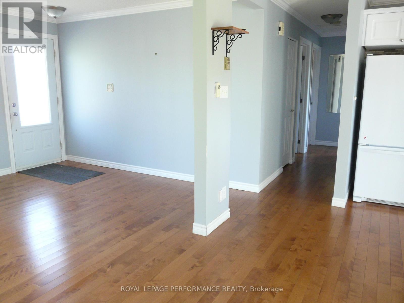 Photo 7 of 1225 Campeau Crescent, Clarencerockland ON