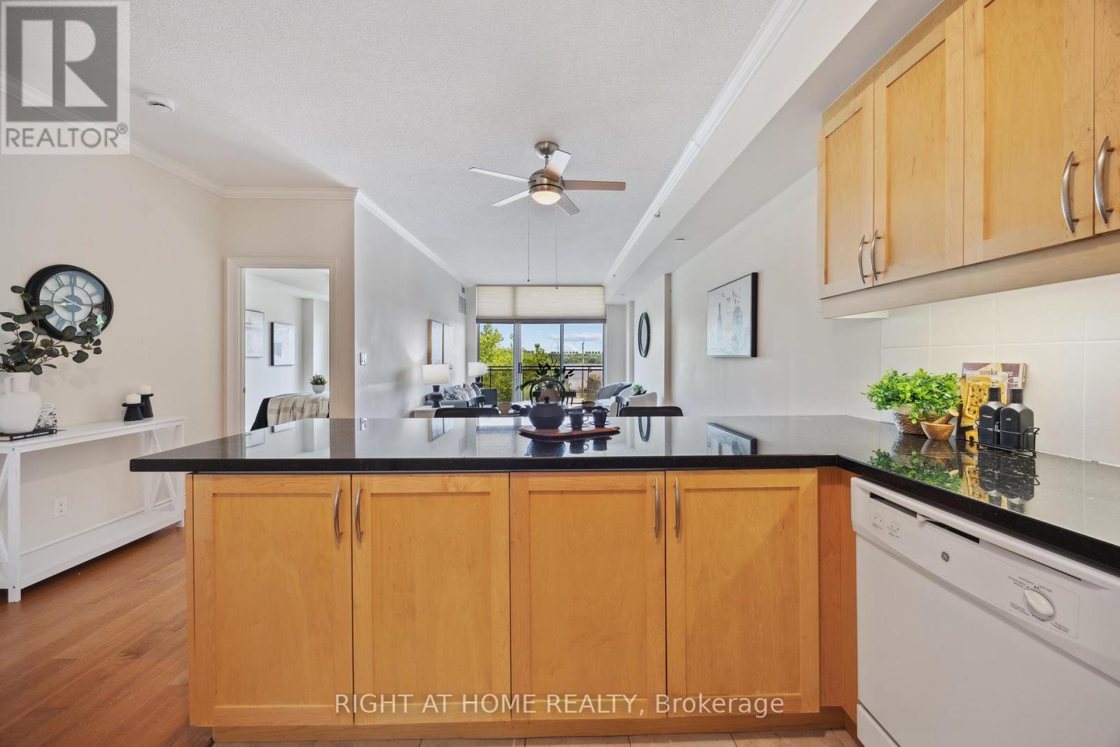Photo 8 of 205 171 Shanly Street, Scugog ON