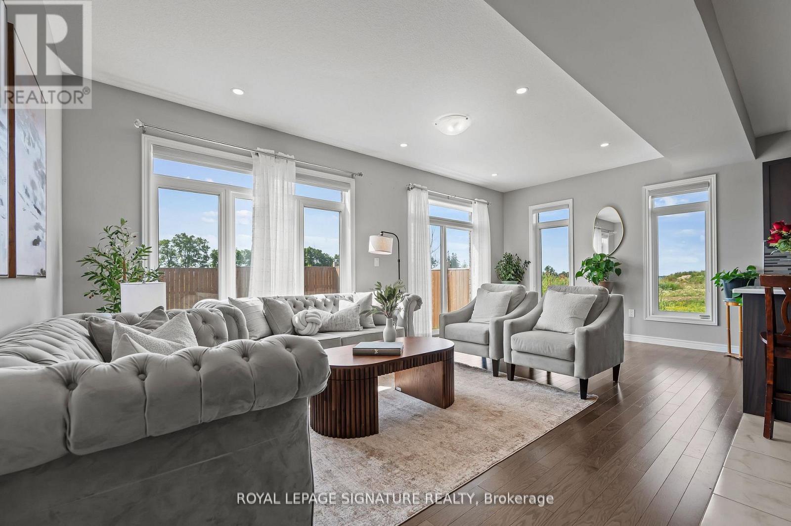 Photo 14 of 51 Macaulay Street, Guelph ON