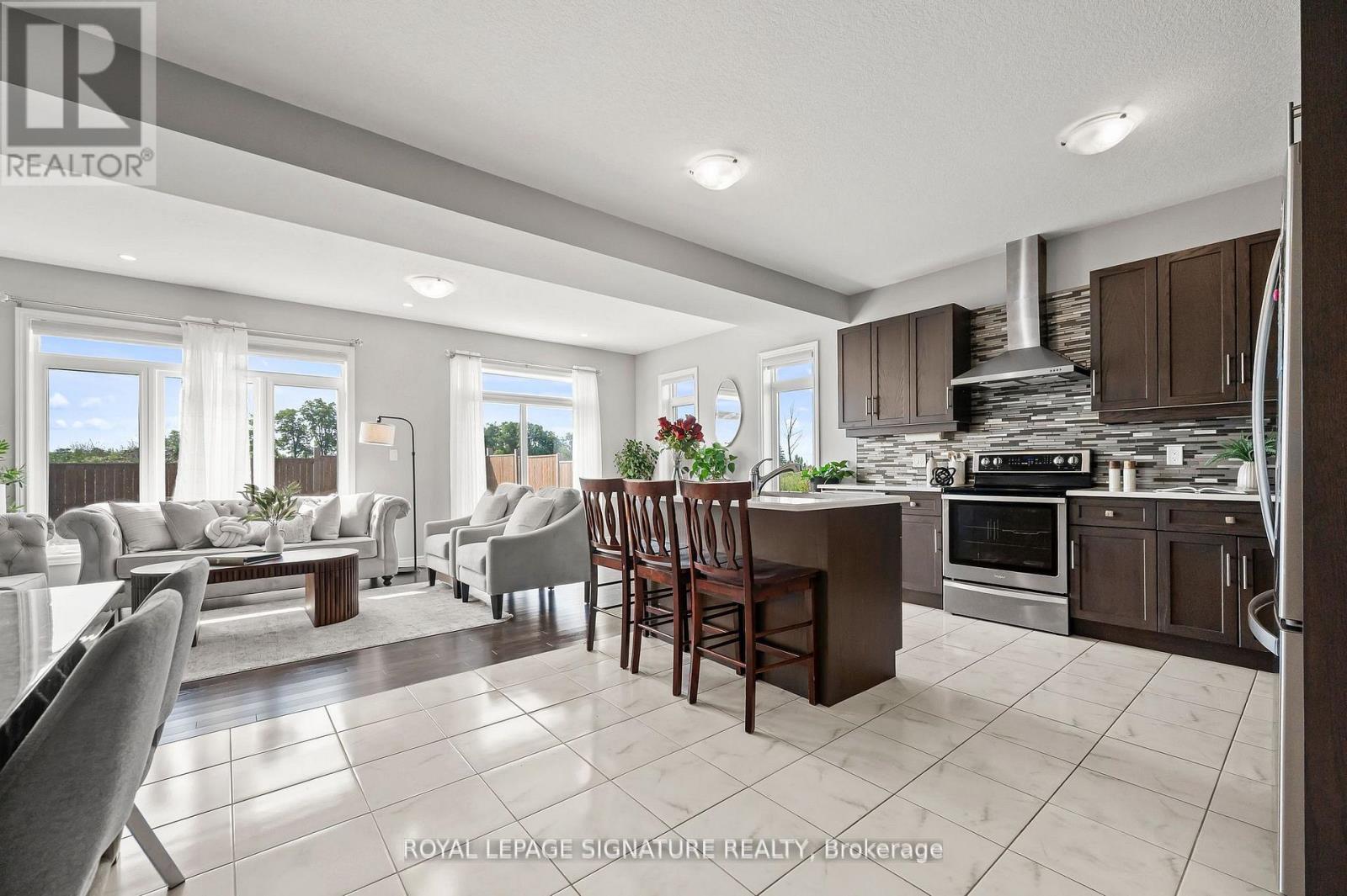 Photo 13 of 51 Macaulay Street, Guelph ON