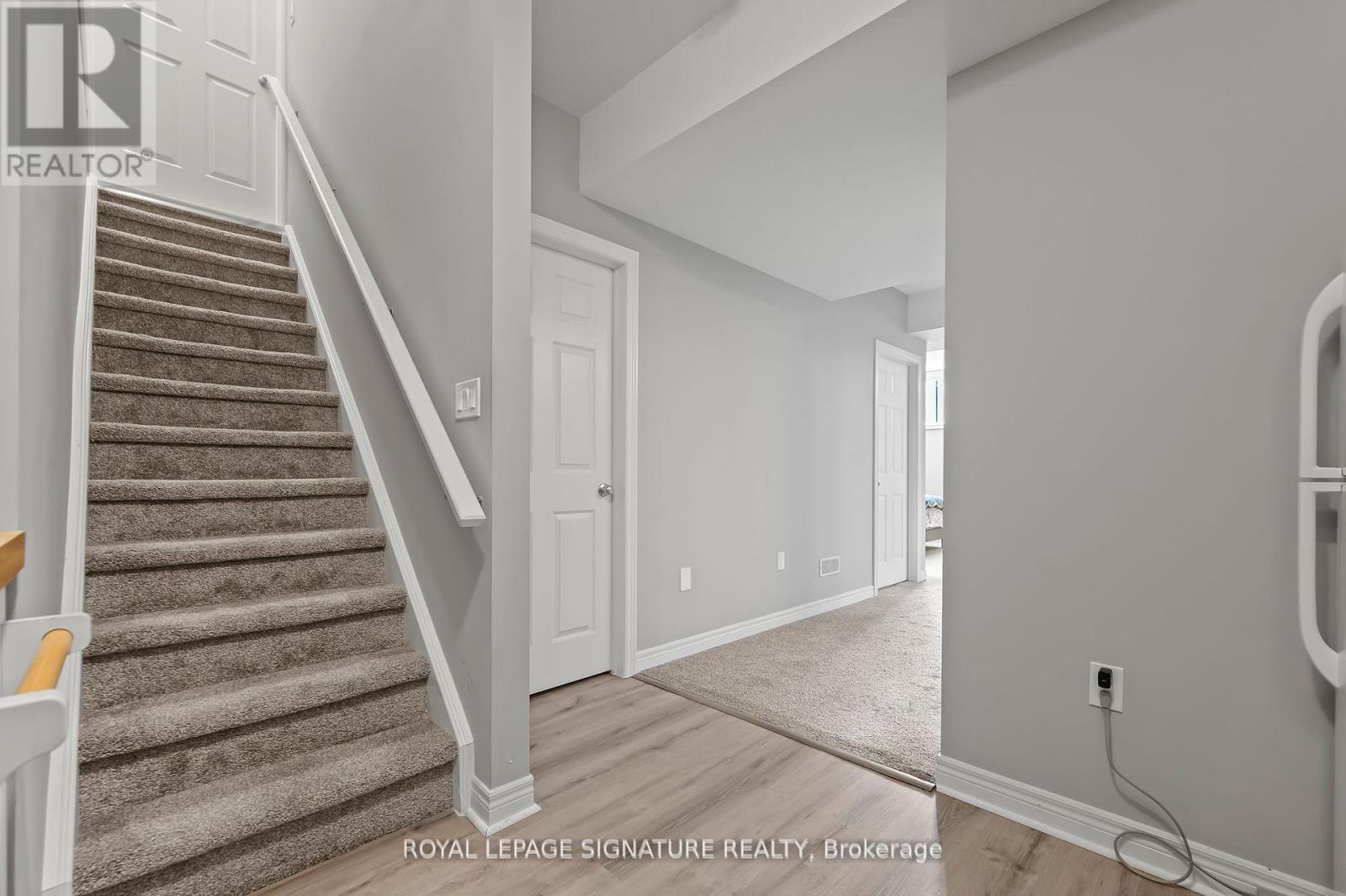 Photo 30 of 51 Macaulay Street, Guelph ON