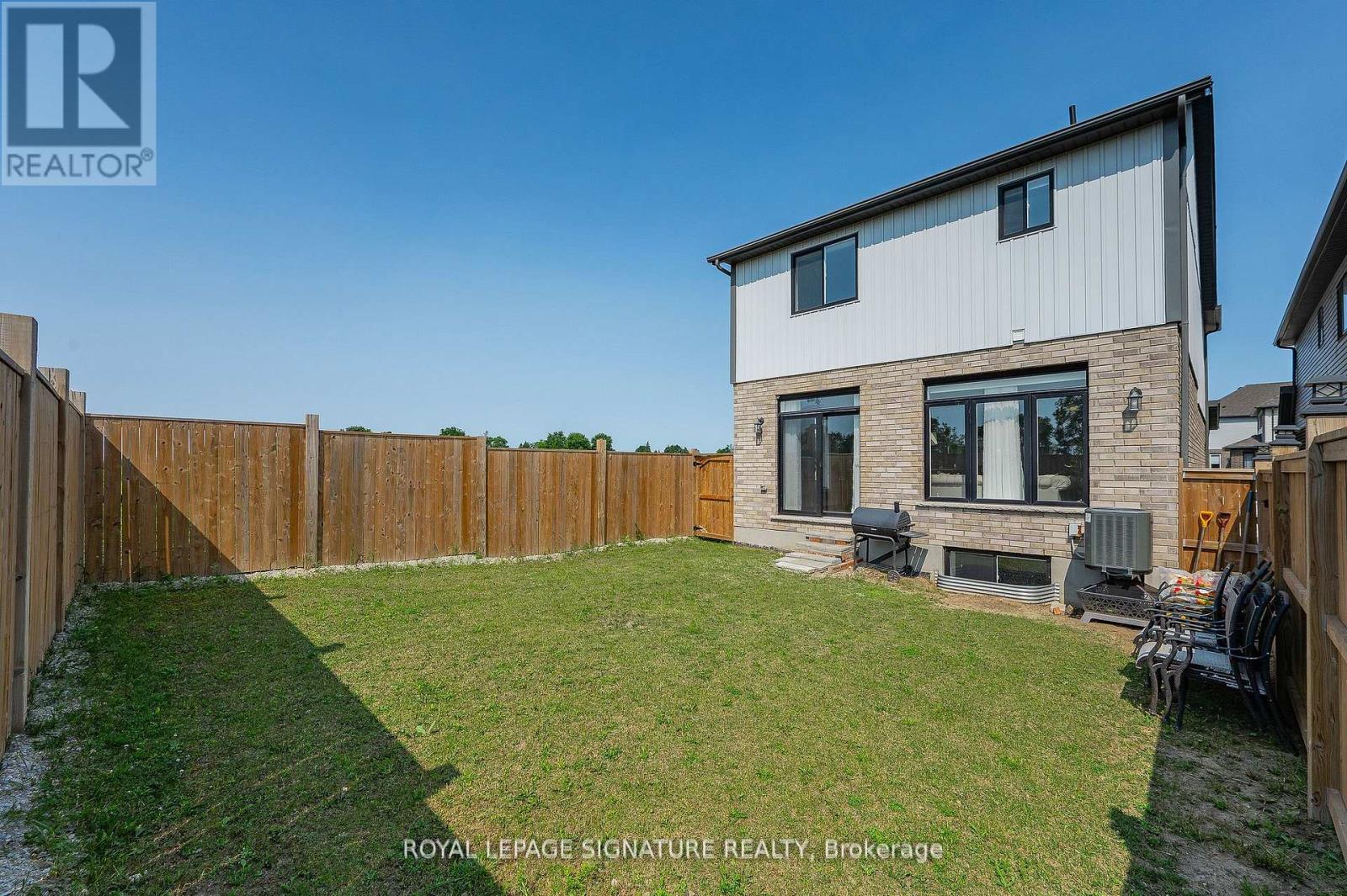 Photo 36 of 51 Macaulay Street, Guelph ON