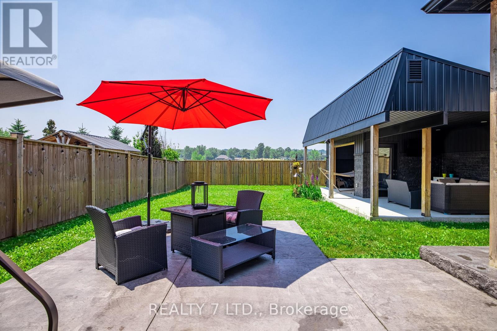 Photo 30 of 128 Susan Drive, Pelham ON