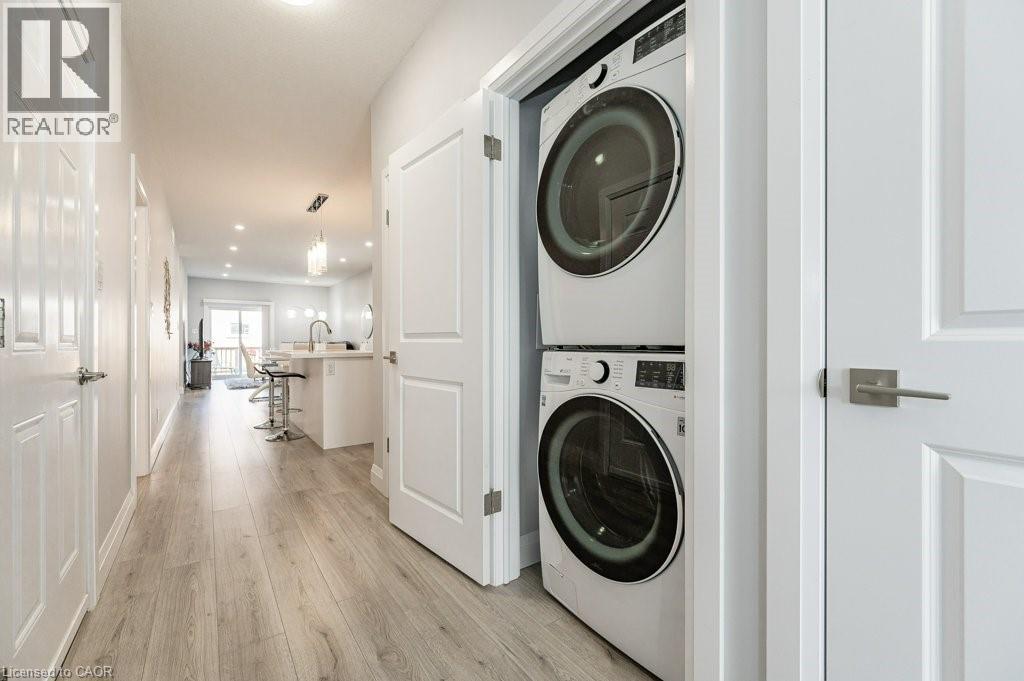 Photo 5 of 204 Fifth Avenue, Kitchener ON