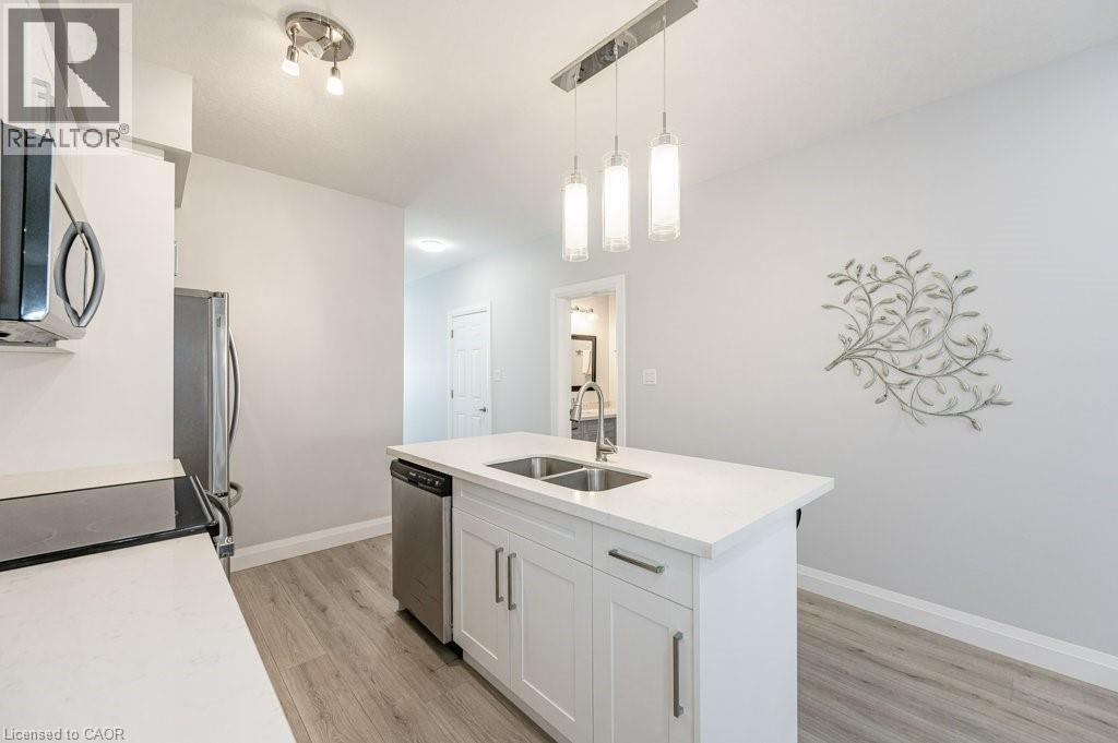 Photo 17 of 204 Fifth Avenue, Kitchener ON